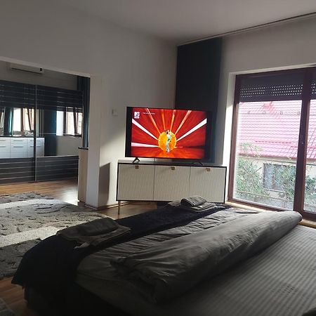 Cataleya Apart Home Oradea Exterior foto